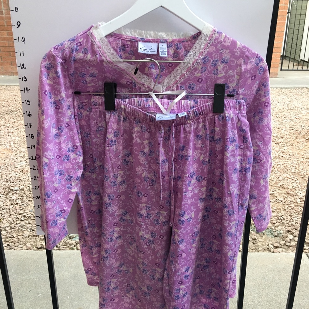 Kim Rogers size small pajama set